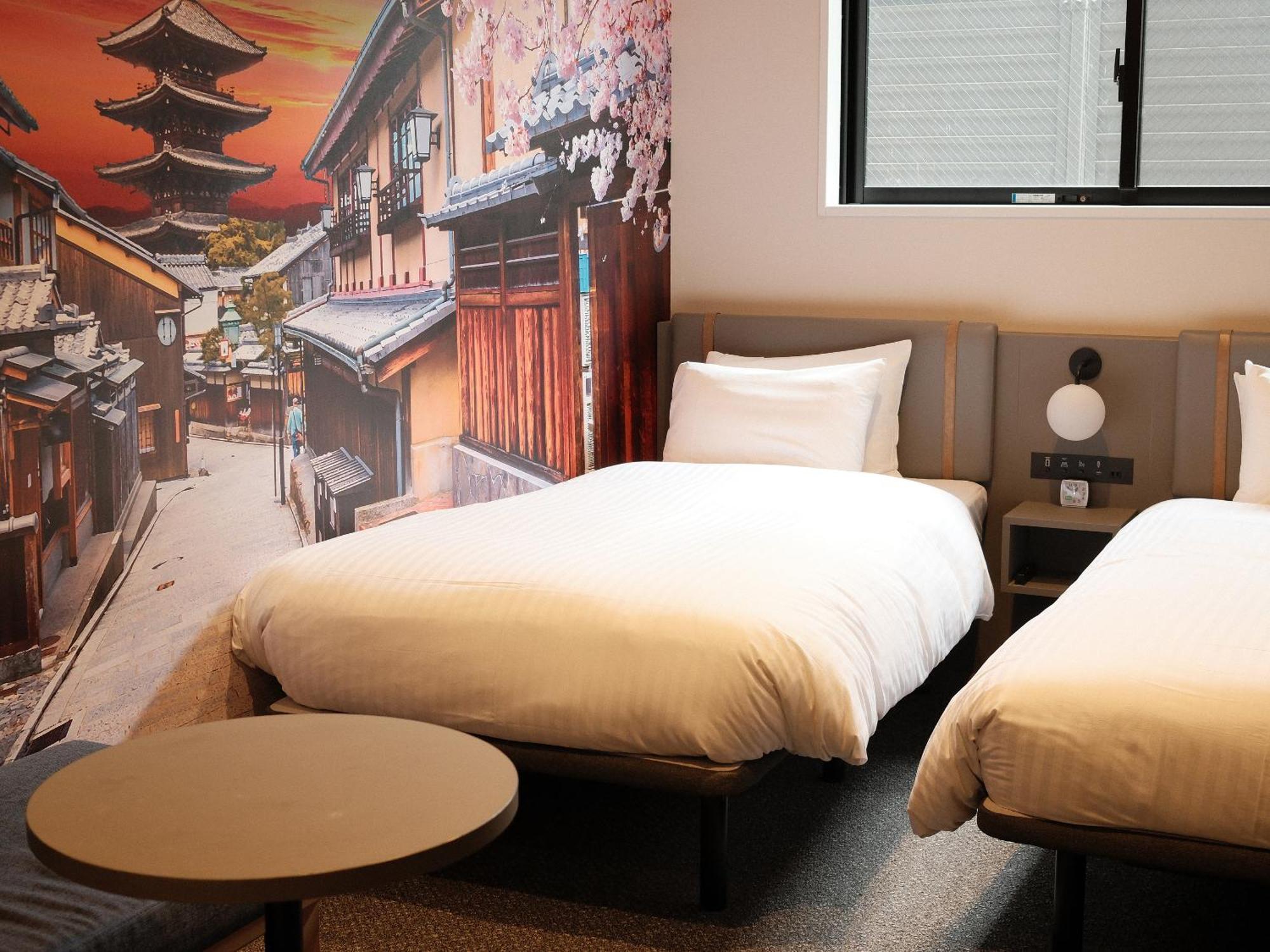 Travelodge Kyoto Shijo Omiya Buitenkant foto